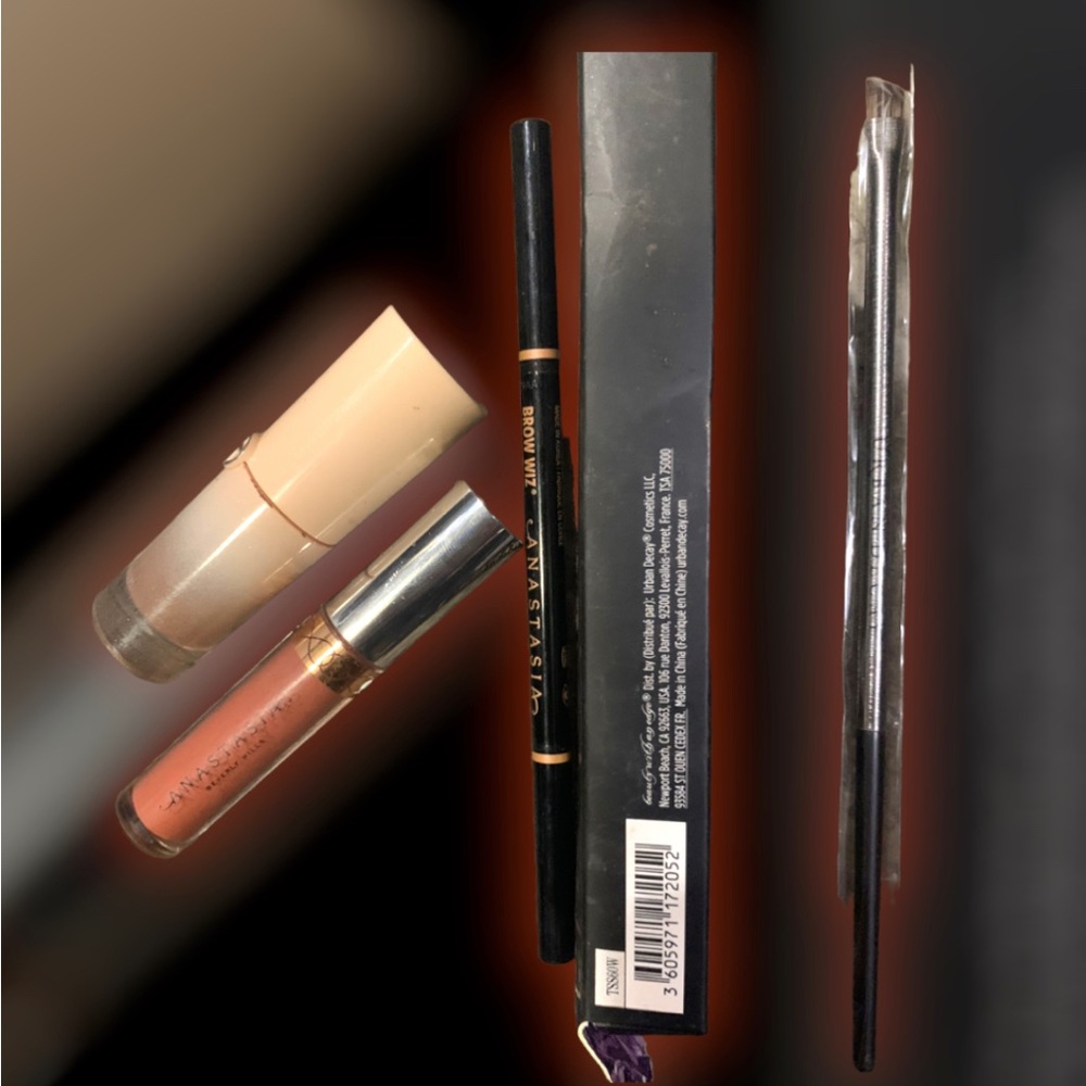 Makeup bundle!!